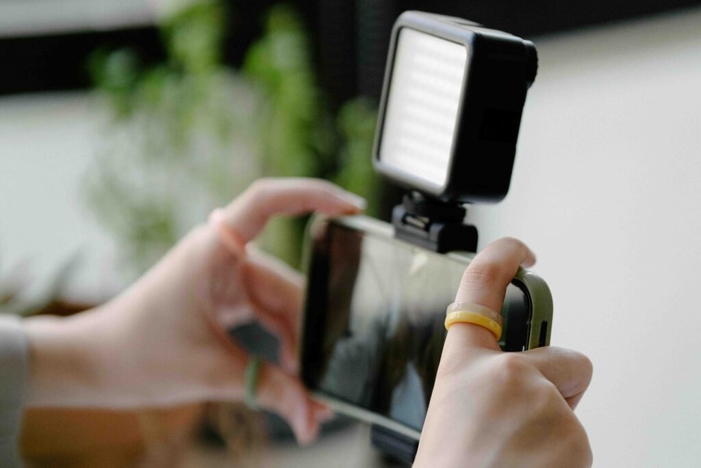 Budget Video Tips for Beginners: Video recording with a portable video light.